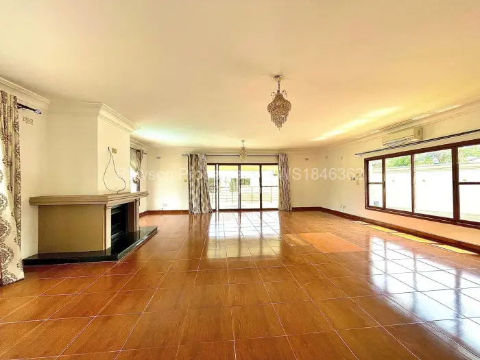 6 Bedroom House for Sale in Shawasha Hills, Harare