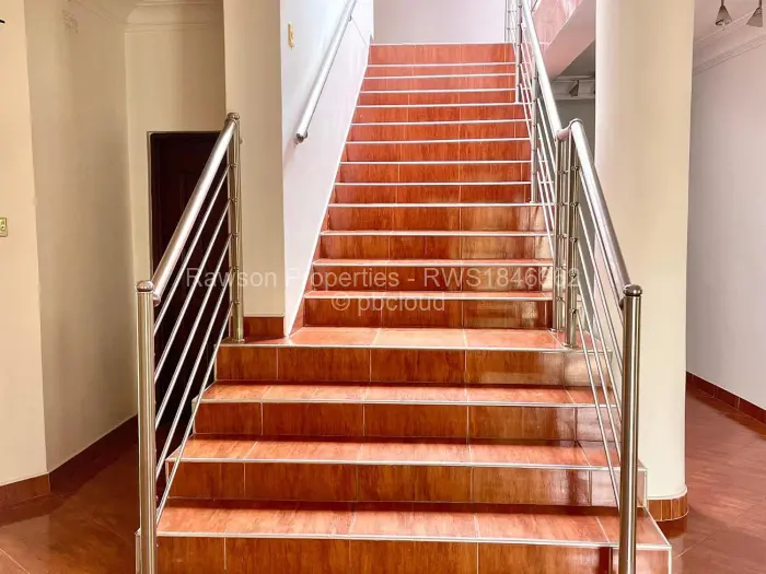6 Bedroom House for Sale in Shawasha Hills, Harare