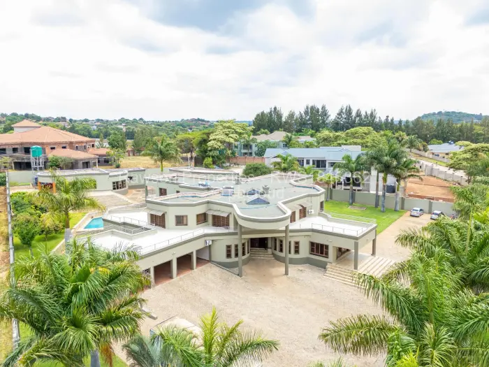 6 Bedroom House for Sale in Shawasha Hills, Harare