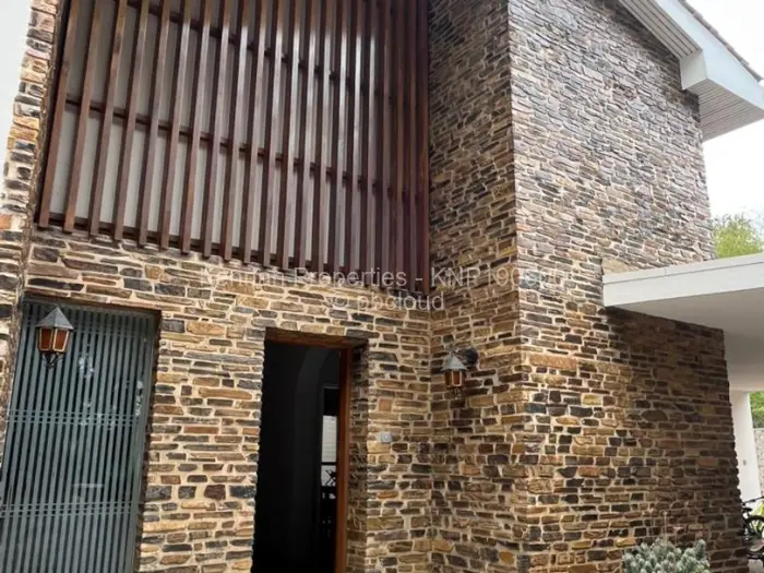 4 Bedroom House for Sale in Glen Lorne, Harare