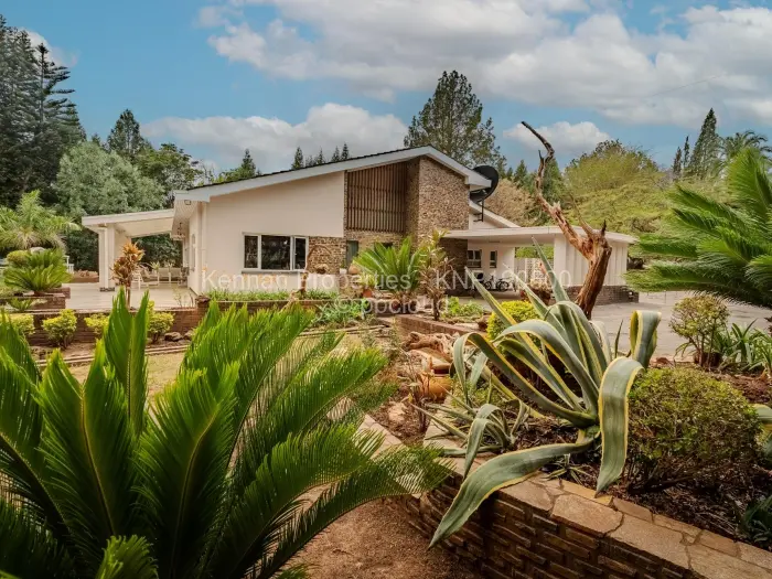 4 Bedroom House for Sale in Glen Lorne, Harare