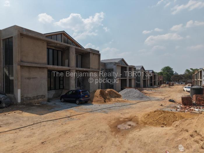 Townhouse/Cluster for Sale in Monavale, Harare