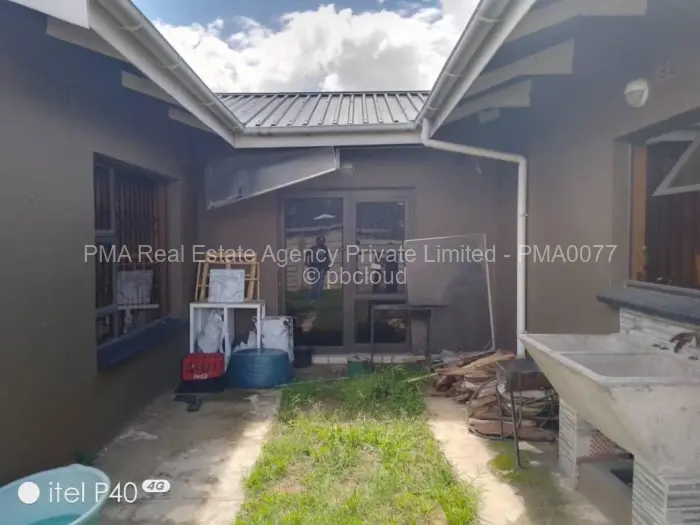 3 Bedroom House to Rent in Manresa, Harare