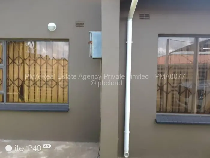 3 Bedroom House to Rent in Manresa, Harare