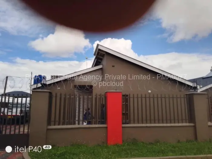 3 Bedroom House to Rent in Manresa, Harare