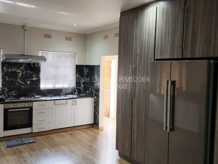 2 Bedroom House to Rent in Bluff Hill, Harare