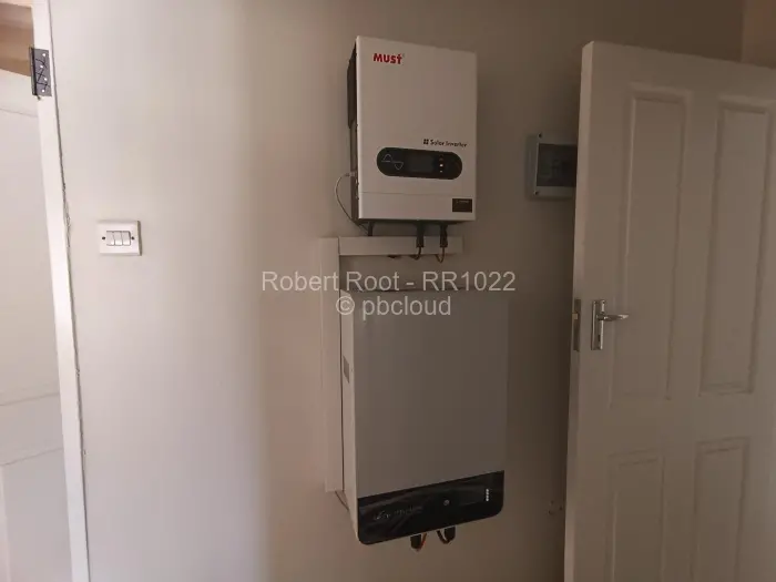 Townhouse/Cluster to Rent in Avondale West, Harare