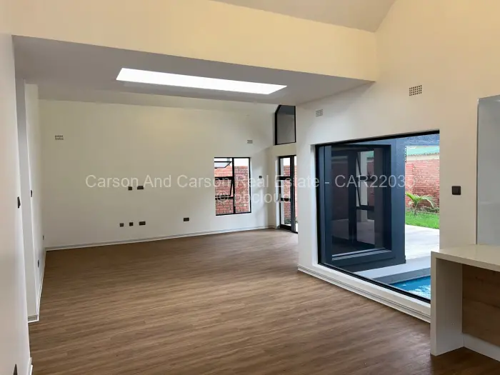 Townhouse/Complex/Cluster to Rent in Mount Pleasant