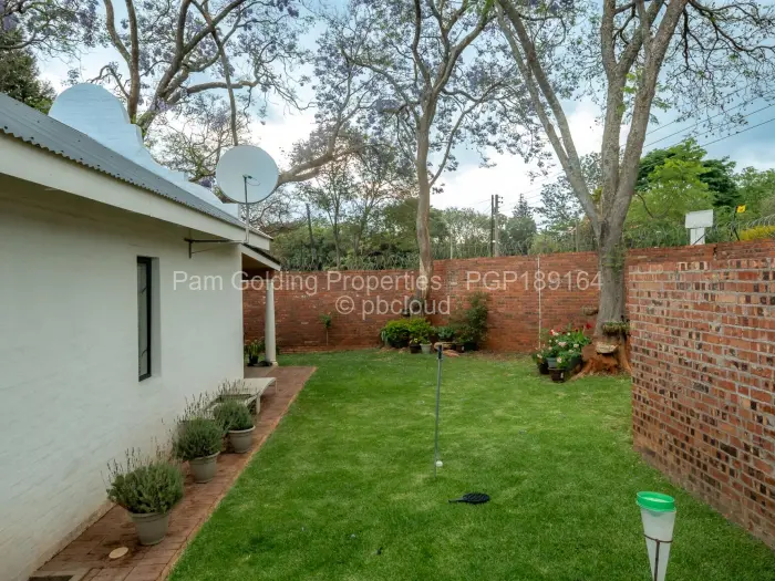 Townhouse/Cluster for Sale in Newlands, Harare