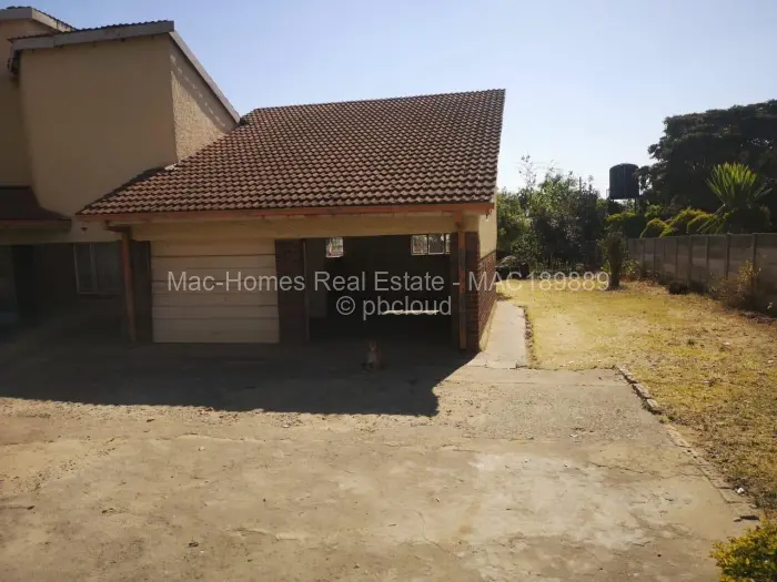 4 Bedroom House for Sale in Borrowdale West, Harare