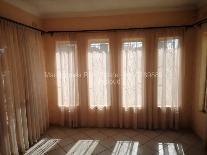 4 Bedroom House for Sale in Borrowdale West, Harare