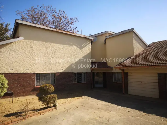 4 Bedroom House for Sale in Borrowdale West, Harare