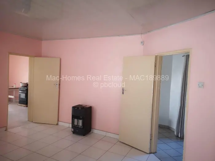 4 Bedroom House for Sale in Borrowdale West, Harare