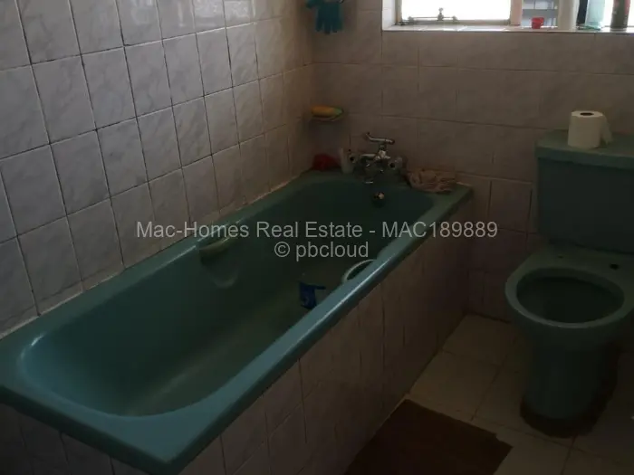 4 Bedroom House for Sale in Borrowdale West, Harare