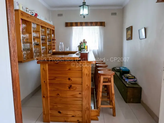 4 Bedroom House for Sale in Chisipite, Harare
