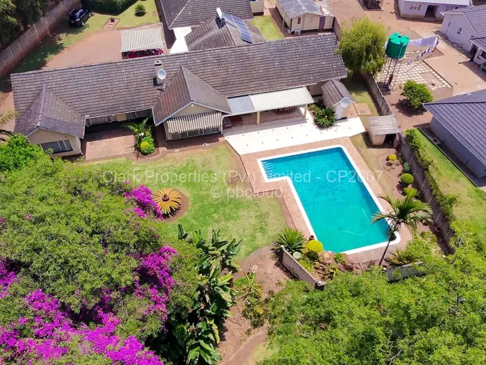 4 Bedroom House for Sale in Chisipite, Harare
