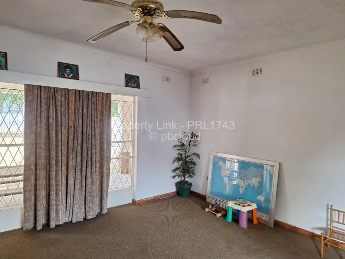 4 Bedroom House for Sale in Eastlea, Harare