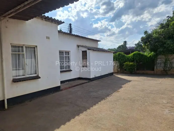 4 Bedroom House for Sale in Eastlea, Harare