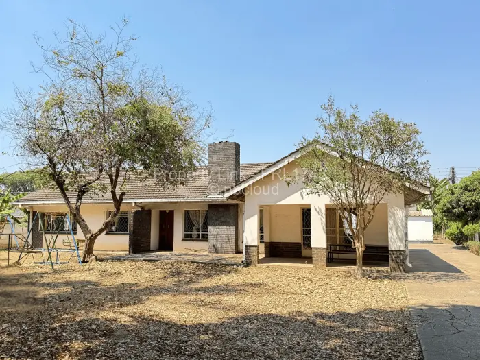 4 Bedroom House for Sale in Eastlea, Harare