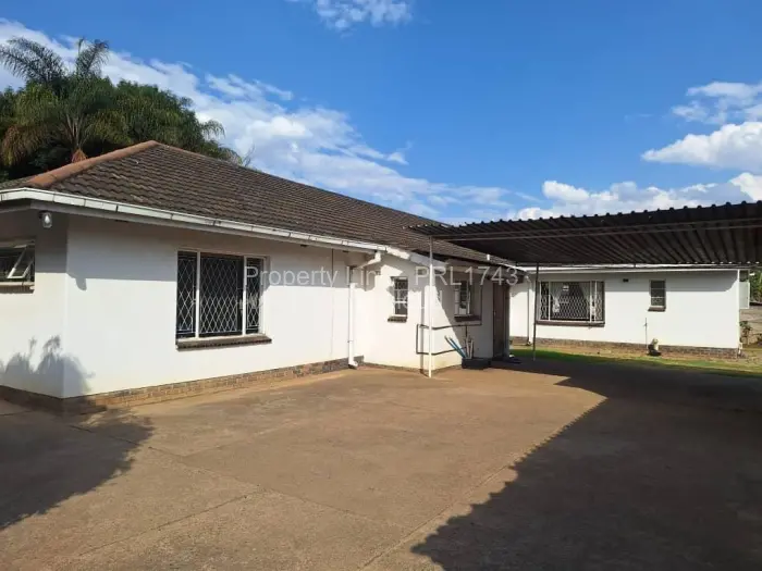 4 Bedroom House for Sale in Eastlea, Harare