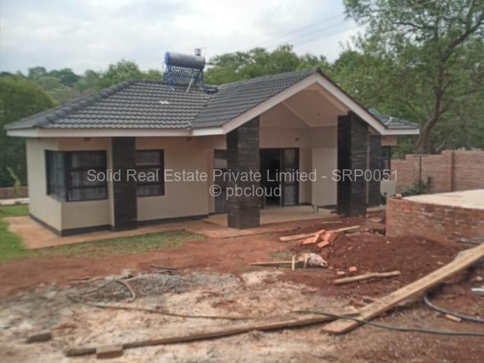 2 Bedroom Cottage/Garden Flat to Rent in Glen Lorne, Harare