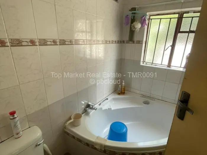 4 Bedroom House to Rent in Msasa Park, Harare