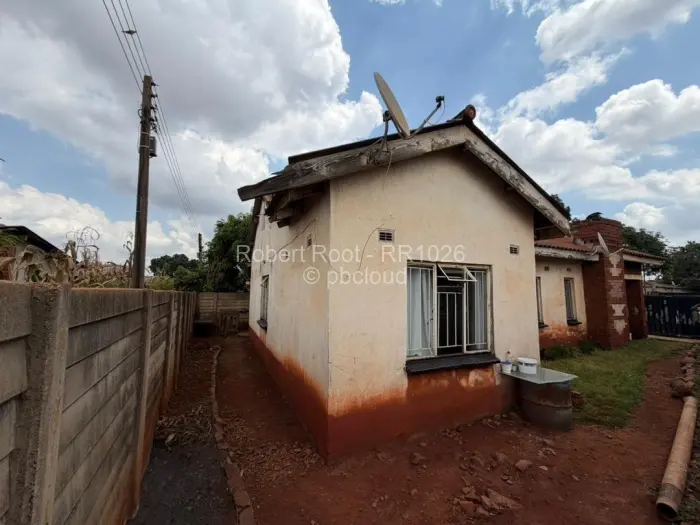3 Bedroom House for Sale in Kuwadzana, Harare