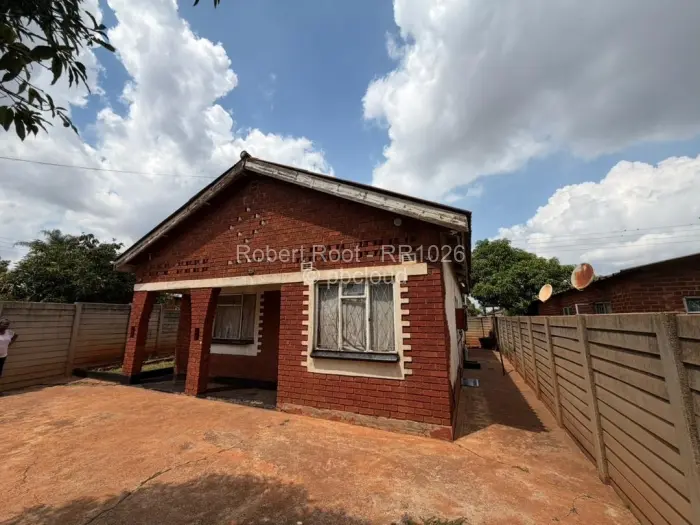 3 Bedroom House for Sale in Kuwadzana, Harare
