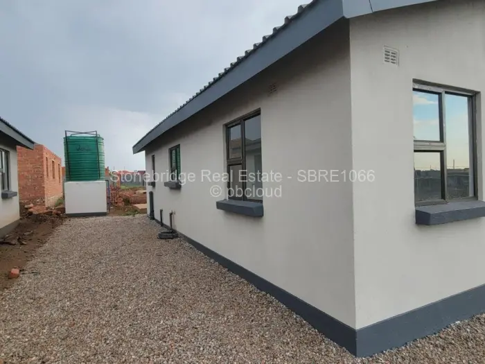3 Bedroom House for Sale in Mbundane, Bulawayo