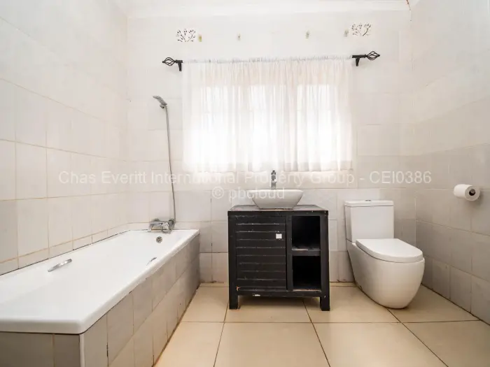 4 Bedroom House to Rent in Chisipite