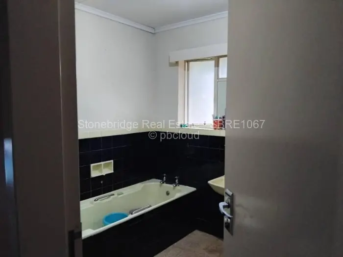 5 Bedroom House for Sale in Sunning Hill, Bulawayo
