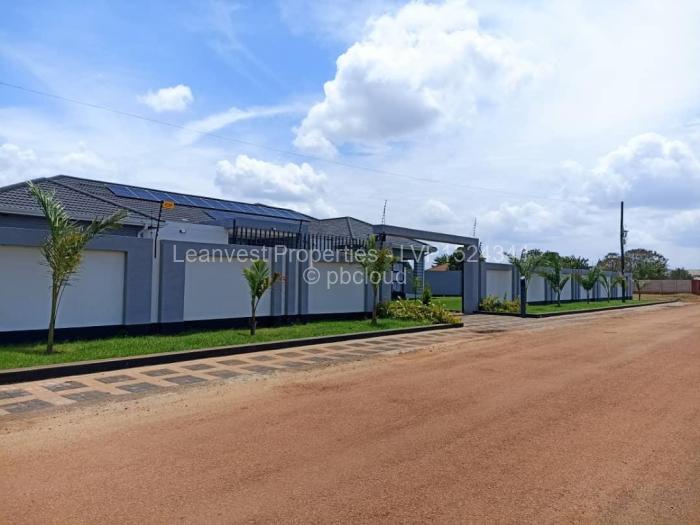 6 Bedroom House to Rent in Mount Pleasant Heights, Harare