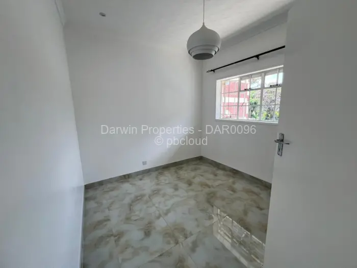 Townhouse/Complex/Cluster to Rent in Avenues