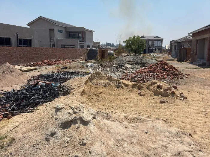 Stand for Sale in Arlington, Harare