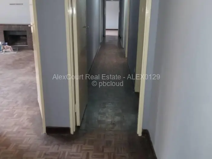 4 Bedroom House to Rent in Highlands