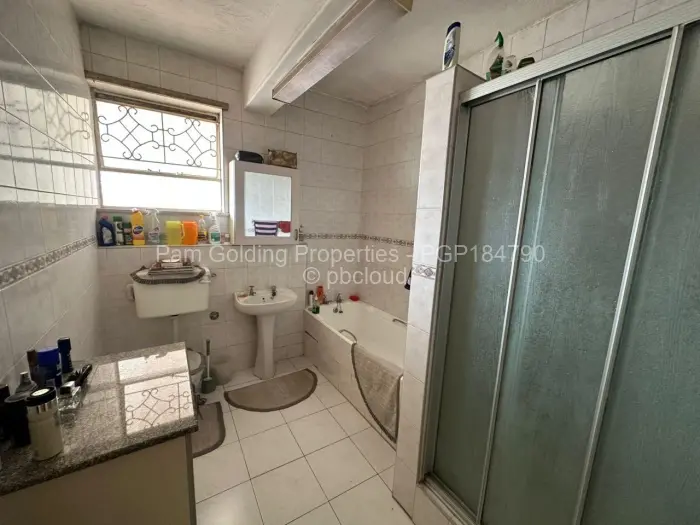 Flat/Apartment to Rent in Avenues