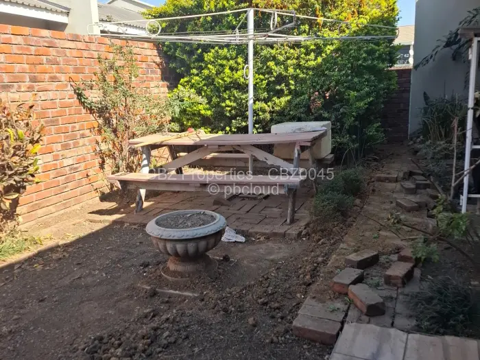 2 Bedroom Cottage/Garden Flat for Sale in Madokero Estates, Harare