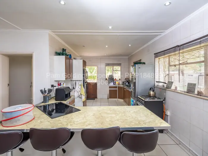 9 Bedroom House for Sale in Prospect, Harare