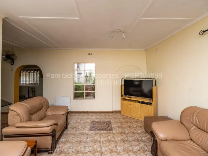 9 Bedroom House for Sale in Prospect, Harare