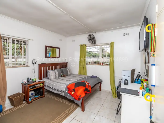 9 Bedroom House for Sale in Prospect, Harare