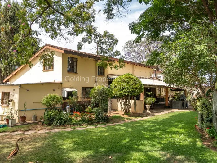 9 Bedroom House for Sale in Prospect, Harare