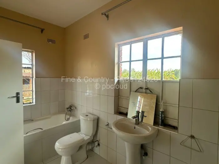 3 Bedroom Cottage/Garden Flat to Rent in Glen Forest