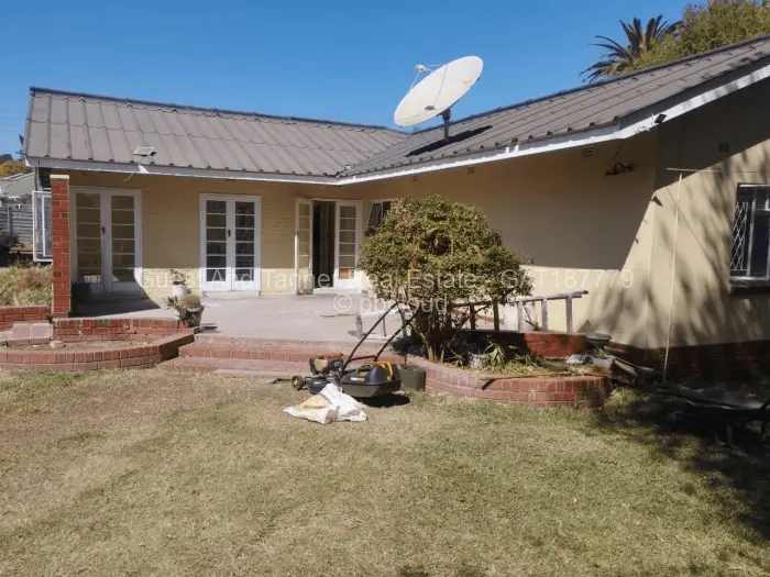 4 Bedroom House for Sale in Greendale North, Harare