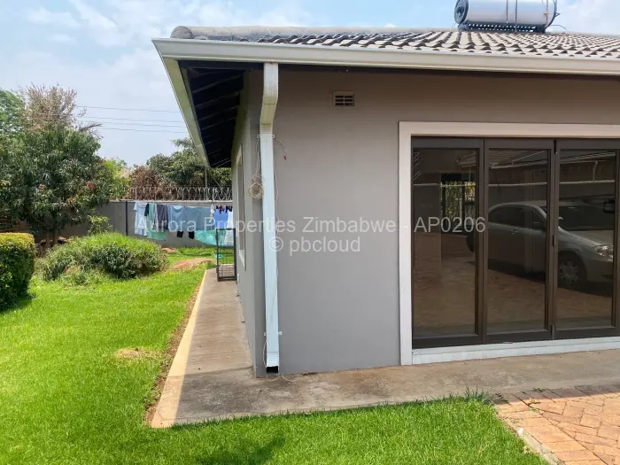 2 Bedroom Cottage/Garden Flat to Rent in Adylinn