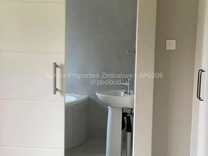 2 Bedroom Cottage/Garden Flat to Rent in Adylinn