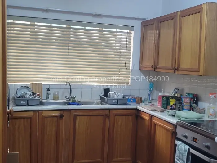 3 Bedroom Cottage/Garden Flat to Rent in Greendale