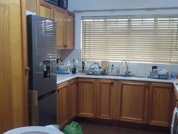 3 Bedroom Cottage/Garden Flat to Rent in Greendale