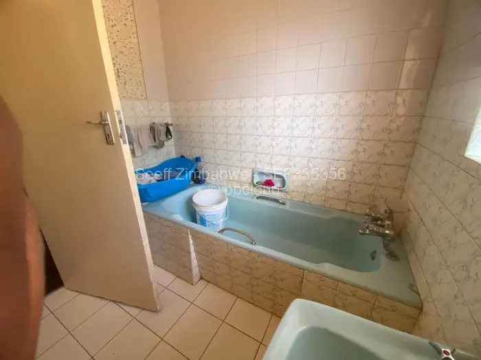 3 Bedroom House for Sale in Montrose Byo, Bulawayo