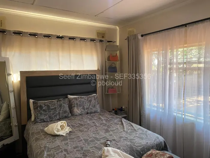 3 Bedroom House for Sale in Montrose Byo, Bulawayo