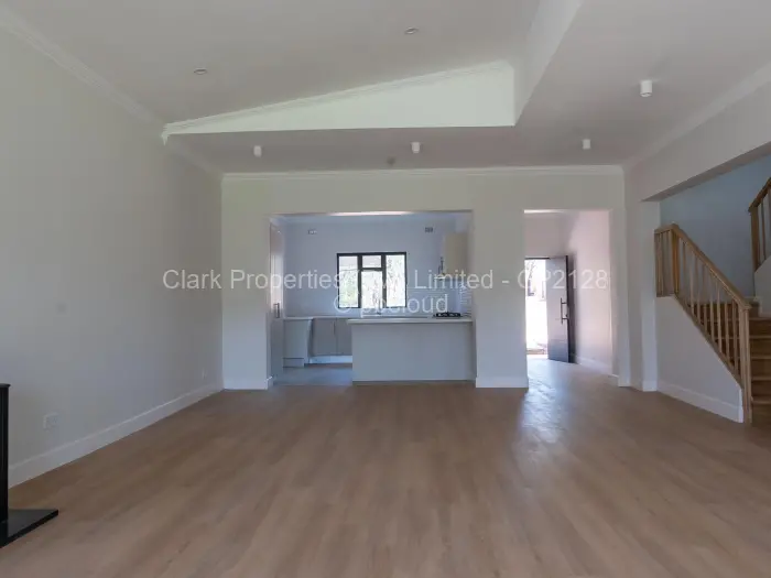 Townhouse/Cluster for Sale in Chisipite, Harare